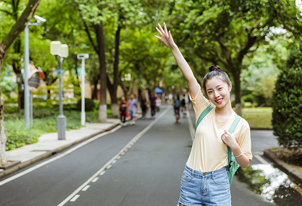 独立学院和民办学院哪个好